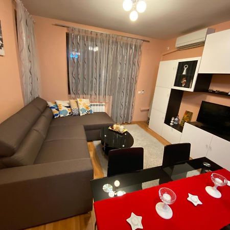 Mia'S Apartment, Stylish One Bedroom Suite Szófia Kültér fotó