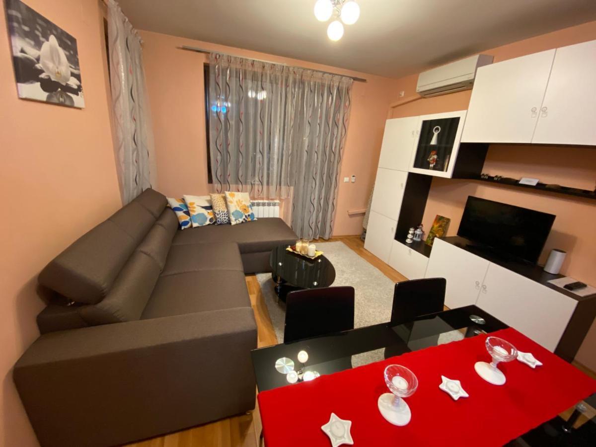 Mia'S Apartment, Stylish One Bedroom Suite Szófia Kültér fotó